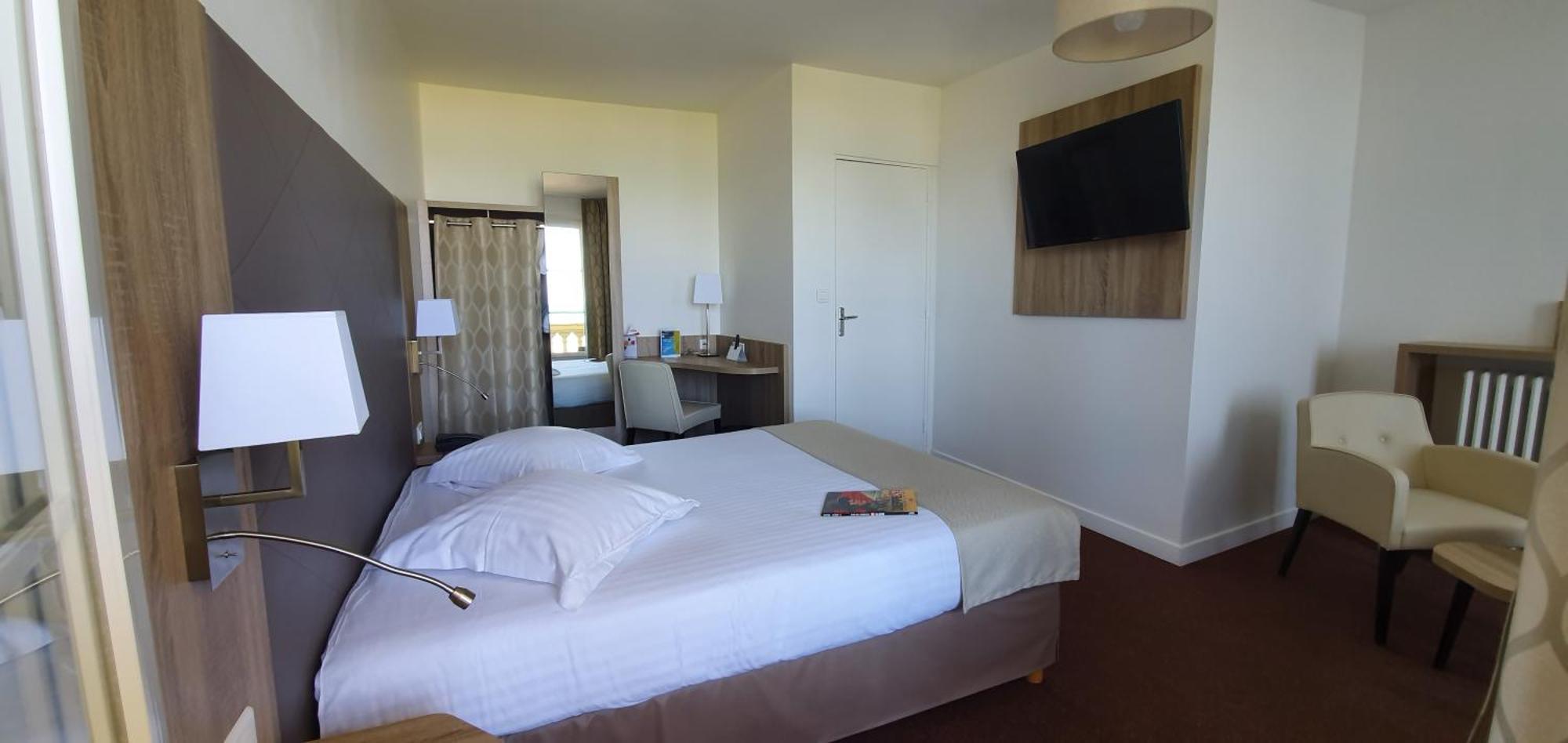 Hotel Windsor Contact Hotel ดิเอป ภายนอก รูปภาพ