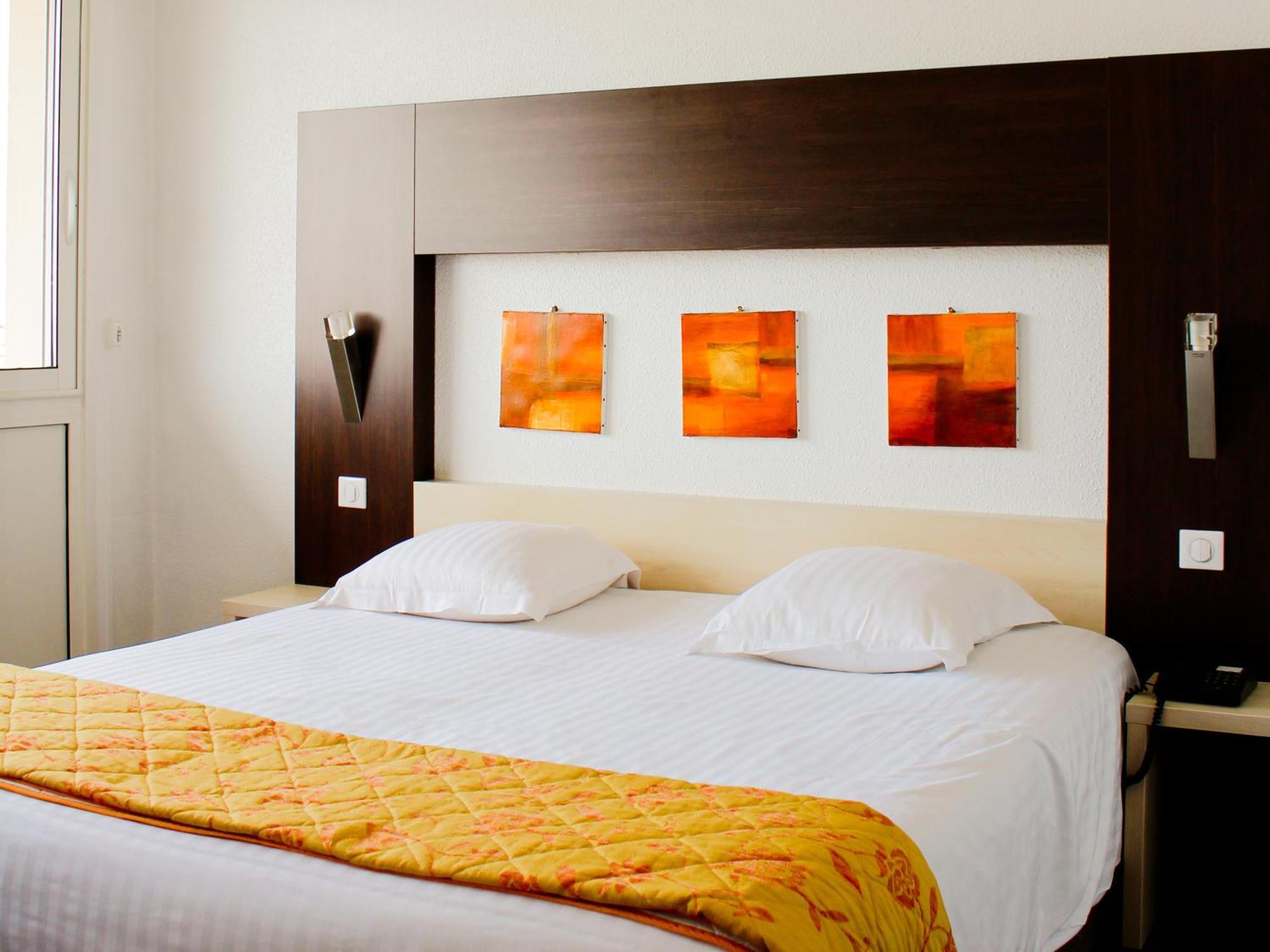 Hotel Windsor Contact Hotel ดิเอป ภายนอก รูปภาพ